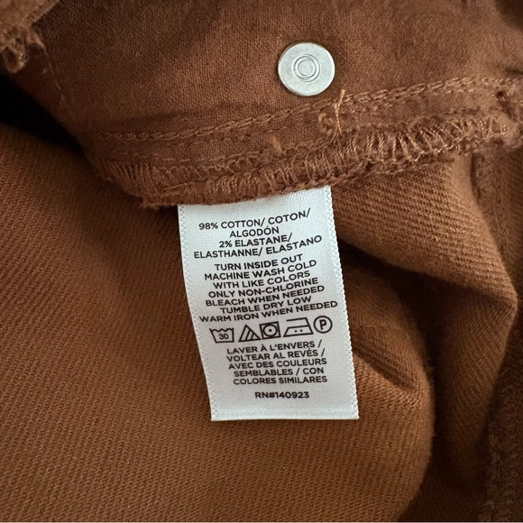 NWT, LOFT Pintucked Frayed High Rise Kick Crop Jeans in Cocoa Powder, Sz 4/27 - Picture 15 of 16